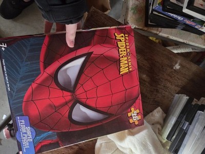 Marvel Spider-Man Spider Sense 48-piece shaped floor puzzle. Damaged