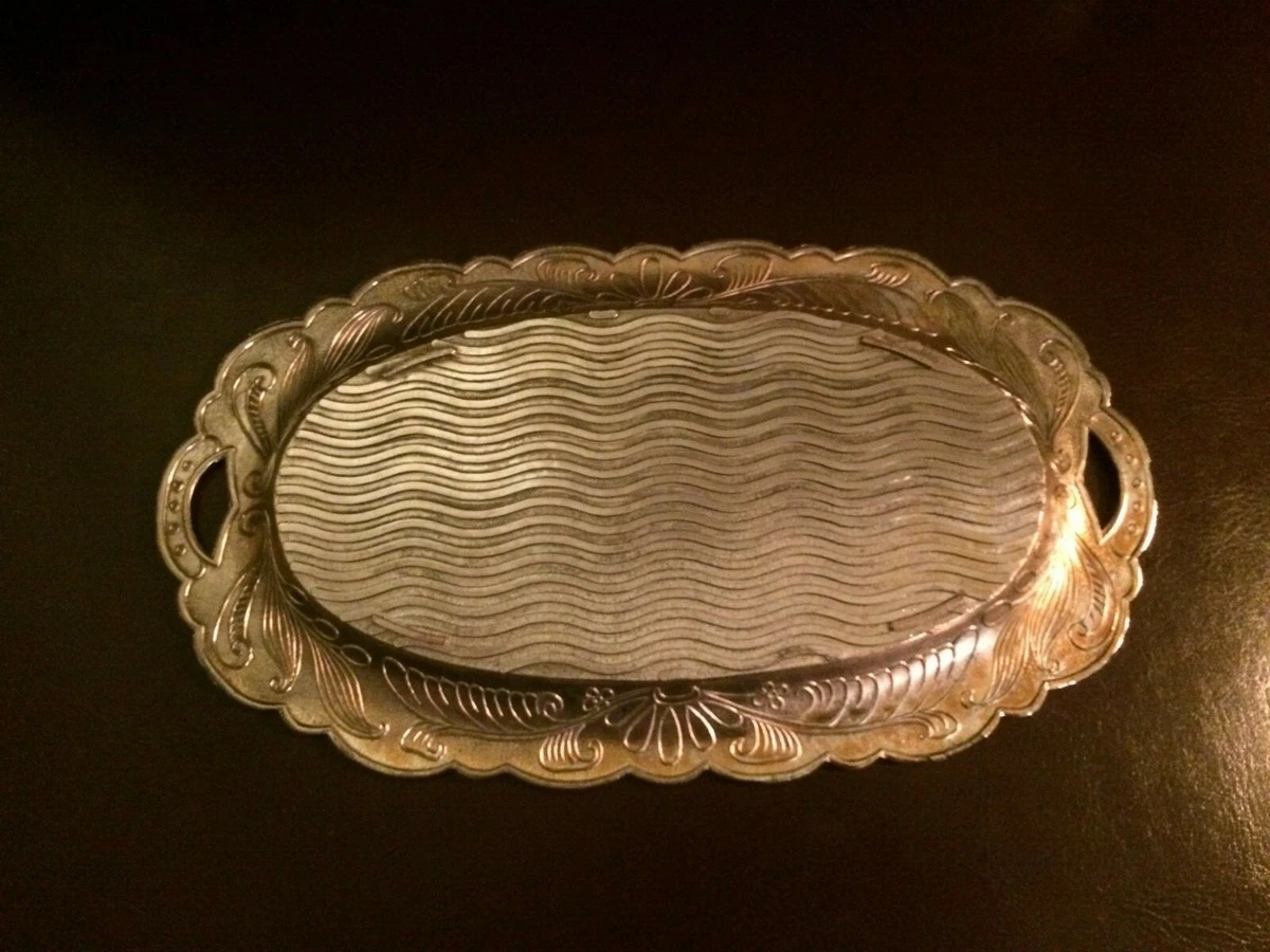 Süßes kleines Tablett Metall oval mit Blumengirlande und Henkeln