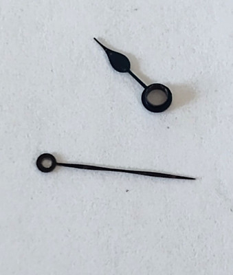 ELGIN 3/0 SIZE SPADE HOUR, WHIP MINUTE HANDS 1 PAIR #2980 NOS  --BB-1839