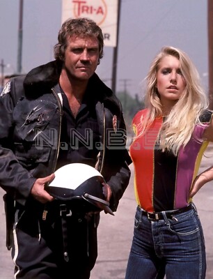 Lee Majors And Heather Thomas In The Fall Guy 10 X 8 Photo | eBay UK