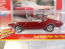 1969 Olds Cutlass 4-4-2 2016 Johnny Lightning Muscle Cars U.s.a. 164 1969 Olds Cutlass 4-4-2 2016 Johnny Lightning Muscle Cars U.s.a. 164