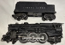 Lionel Post War 2025 Steam Locomotive with 2466WX Tender O Gauge