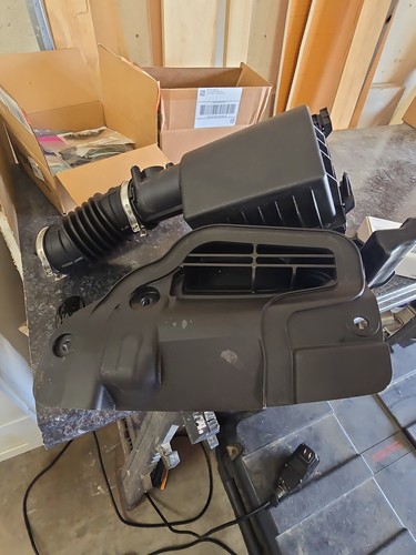 Used like New Air Cleaner Housing Box for Honda Civic Si 1.5L 2022-2023 Complete