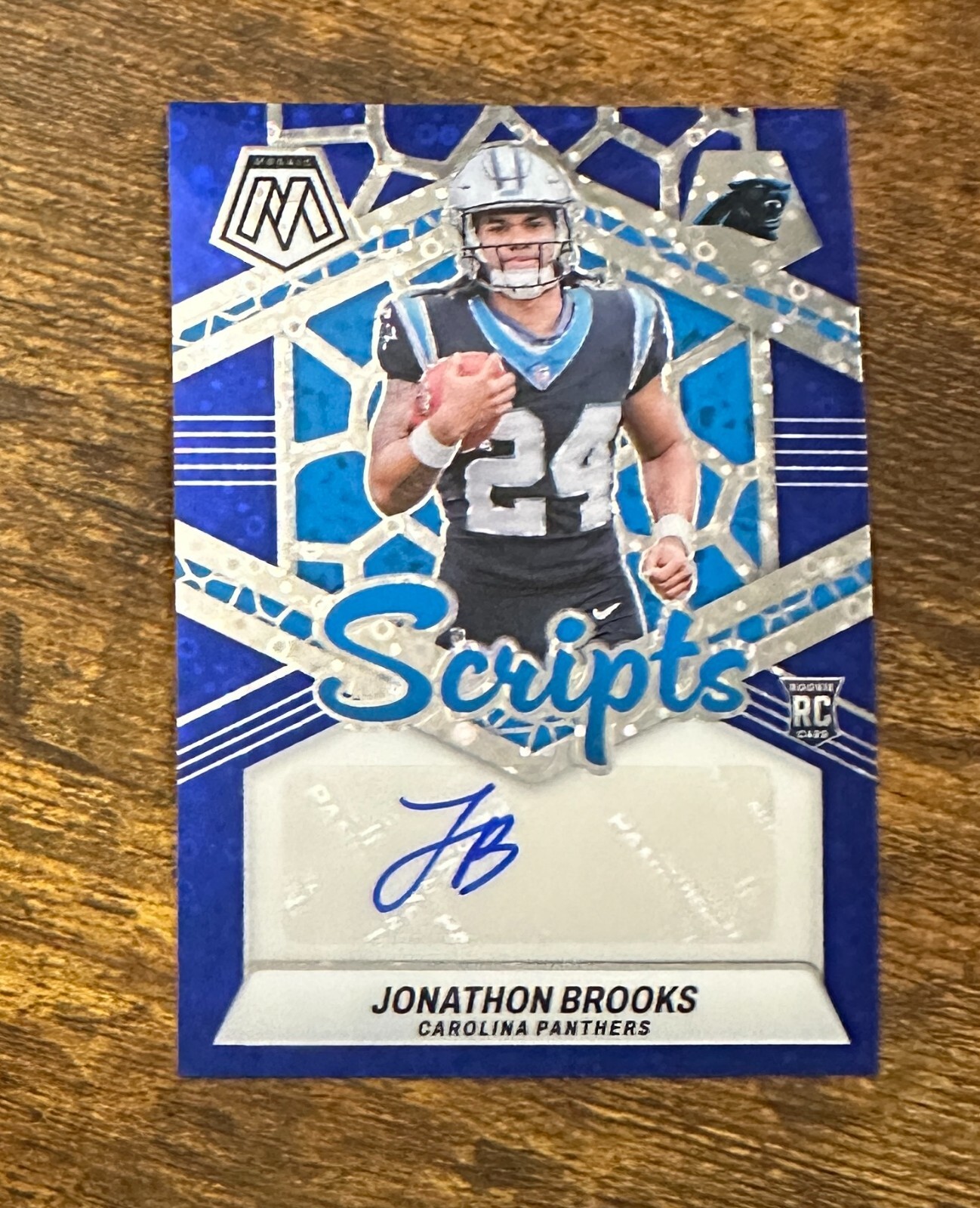 2024 Panini Mosaic Rookie No Huddle Blue Auto #17 Jonathon Brooks #X13654