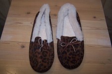 SECRET TREASURES Women's Size XL 11/12 Loafer Slippers Fleece Leopard