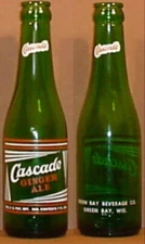 Cascade Ginger Ale 7 oz ACL Soda Bottle Green Bay Beverage Co Wisconsin 72 H/G