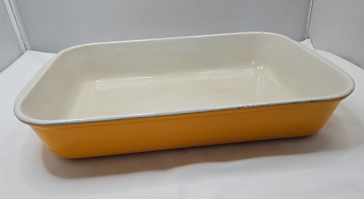 LE CREUSET 15 X 10 Roasting Lasagna Pan Flip Handles Orange Yellow eBay
