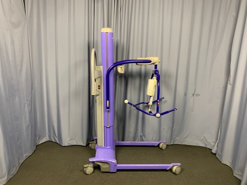 Arjo Maxi Mover Patient Lift Hoist w Power Pivot Frame + Scale + Sling - Picture 15 of 21