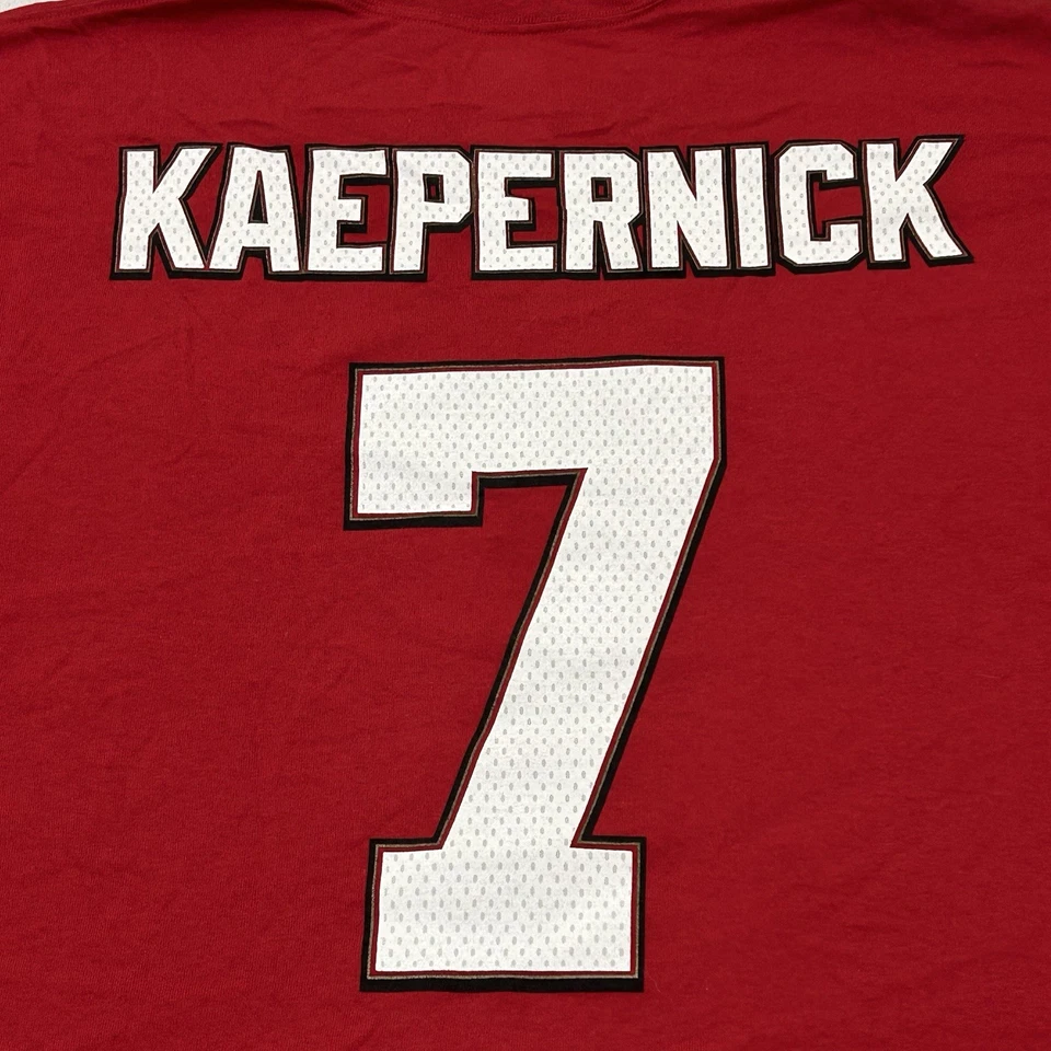 Camiseta vermelha San Francisco SF 49ers Niners Colin Kaepernick #7 NFL TAMANHO M - Imagem 2 de 4