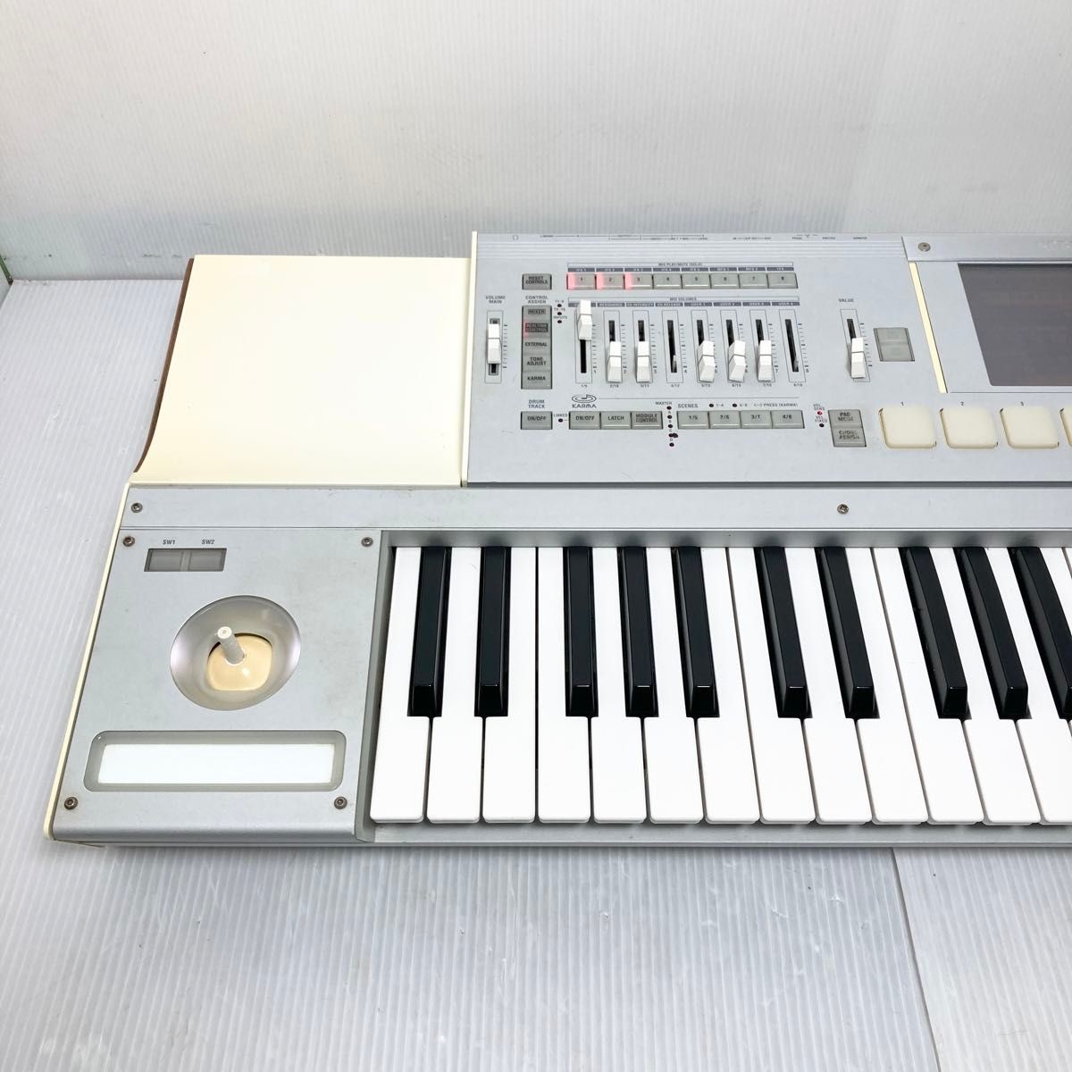 KORG M3-61 Music Workstation Synthesizer Keyboard 61 Keys LCD