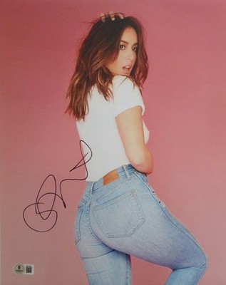 Chloe Bennett Signed 11x14 Photo - Beckett BAS Authentic Autograph 