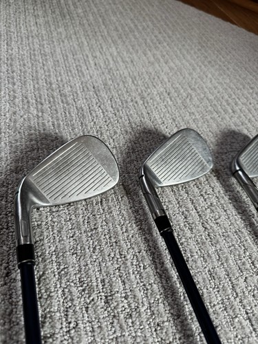 TaylorMade SIM2 Max RH Iron Set 6-9, PW, AW Ventus Blue Fujikura 5-A Shafts - Picture 3 of 13