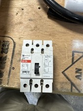 Cutler Hammer Eaton GD 22K Westinghouse 3 Phase Circuit Breaker 15 Amp