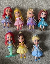 Disney Princess Plastic Dolls Bundle (7)  Roughly 3 Inches