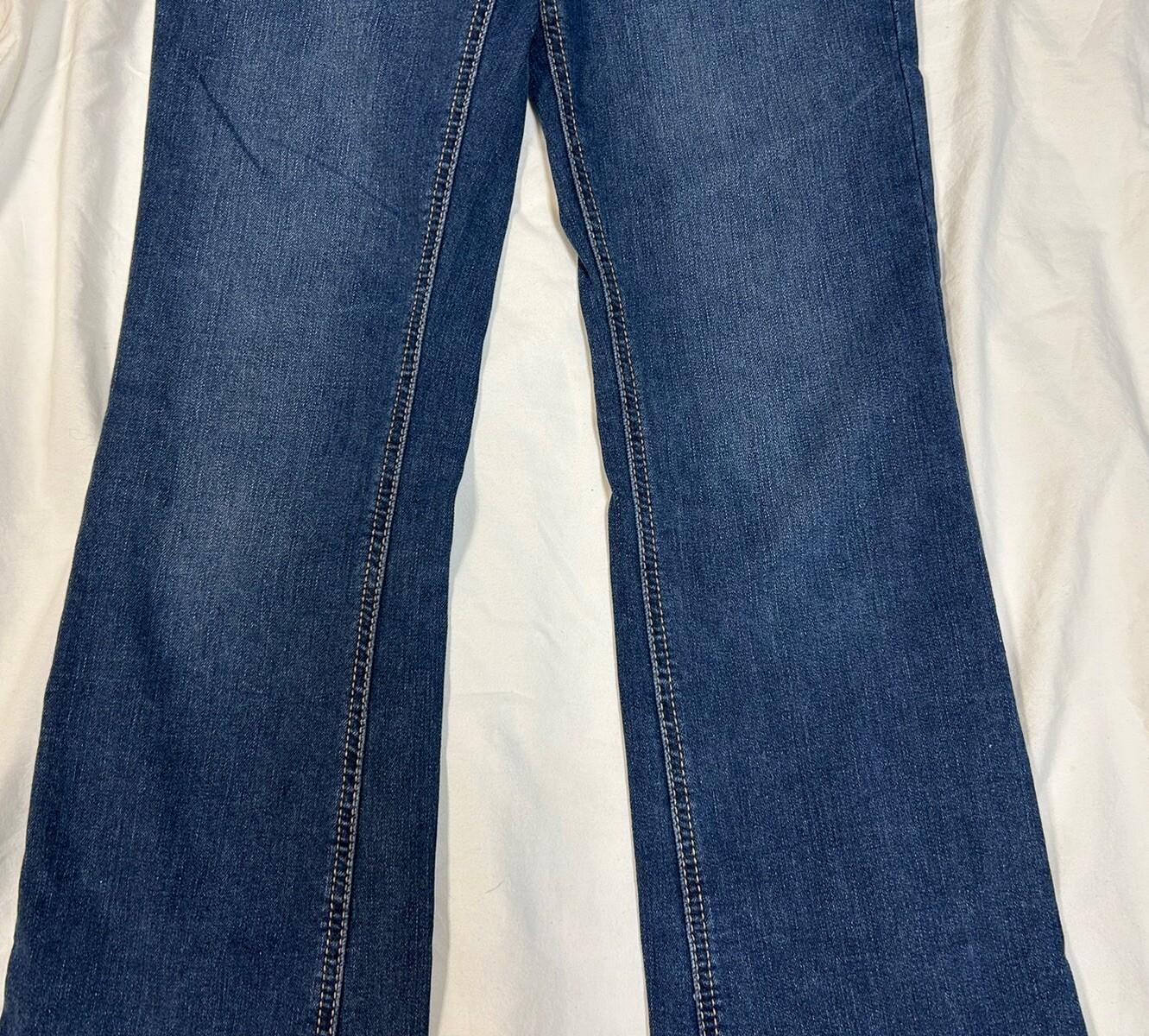 Picture 3 of 12