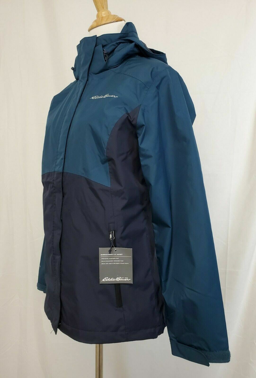 NEW Eddie Bauer Womens Barrier Ridge 
