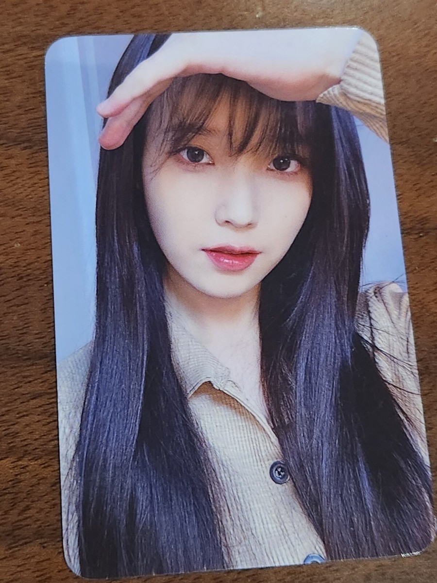 IU photocard 2023 IU Fan concert 'I+UN1VER5E' CGV 5weeks