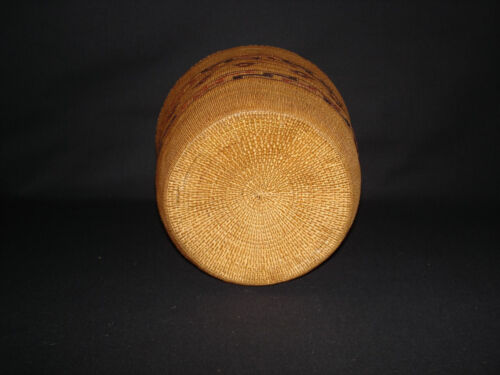 Very nice Tlingit Native American Indian Basket, c.1900 - Picture 5 of 5