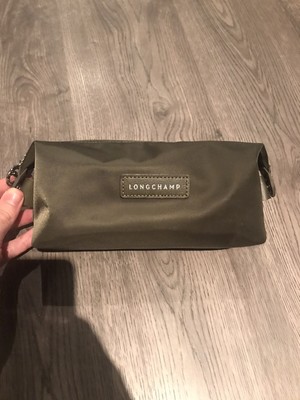 longchamp toiletry