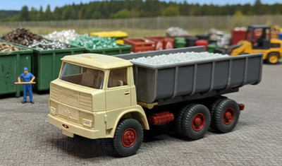 Wiking Henschel Schuttwagen beige-beigeu mit Ladung 1975-77 TOP-Zustand