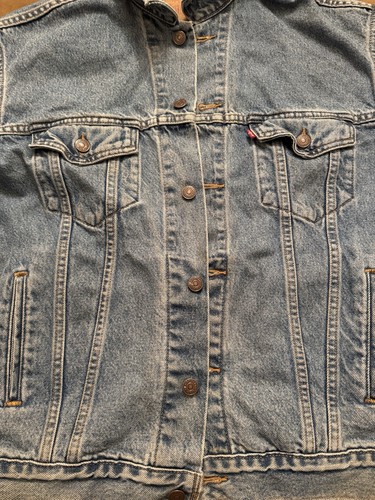 Levi's 70507-0389 Vintage 1990s Denim Trucker Jacket Large Blue 100% Cotton by Levi's, Size L, $35 - Photo 3
