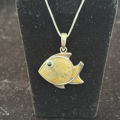 Whitney Kelly signiert Sterlingsilber 925 Achat Fisch Anhänger Halskette 18'' Kette