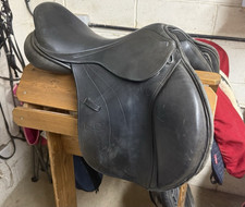 Monarch Jumping Saddle Horse Riding Black Leather 17 1/2" MPN 5612