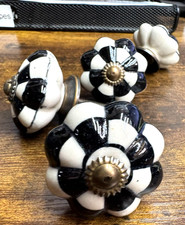 2 Checkered Ceramic Courtly Check Knobs Cabin...