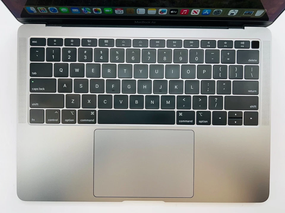 Apple 2019 MacBook Air 13" 1.6GHz Dual-Core i5 16GB RAM 128GB SSD - Very good - Image 3 of 4