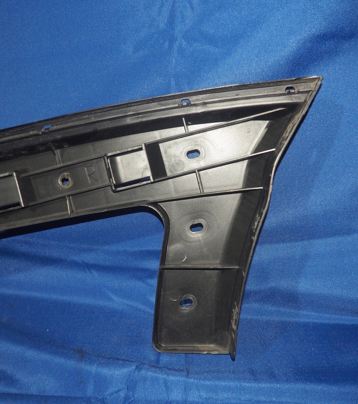 2006-2012 Bentley Flying Spur Rear Right Passenger Side Bumper Bracket Guide OEM