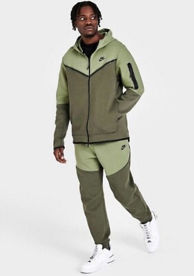 green nike tech fleece tracksuit