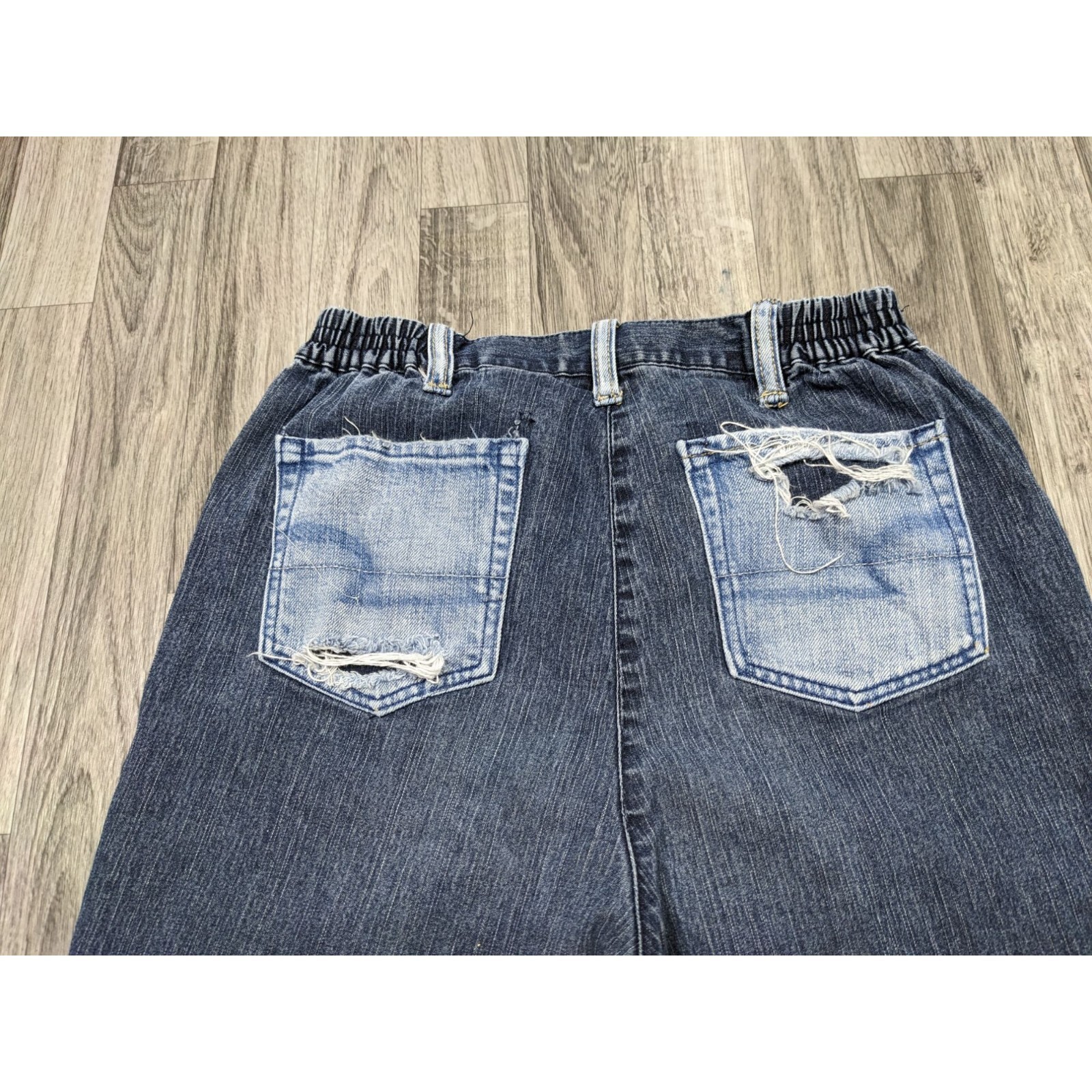 Ruby Rd Womens Size 8 Distressed Patchwork Croppe… - image 3