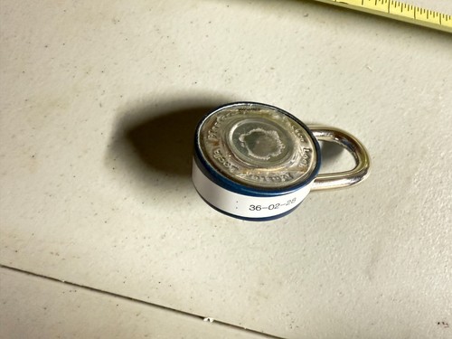 master lock padlock - Picture 2 of 2