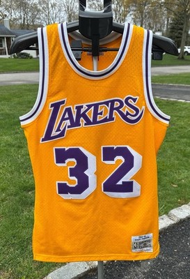 Mitchell & Ness Magic Johnson Swingman NBA Jersey Mens S 84-85