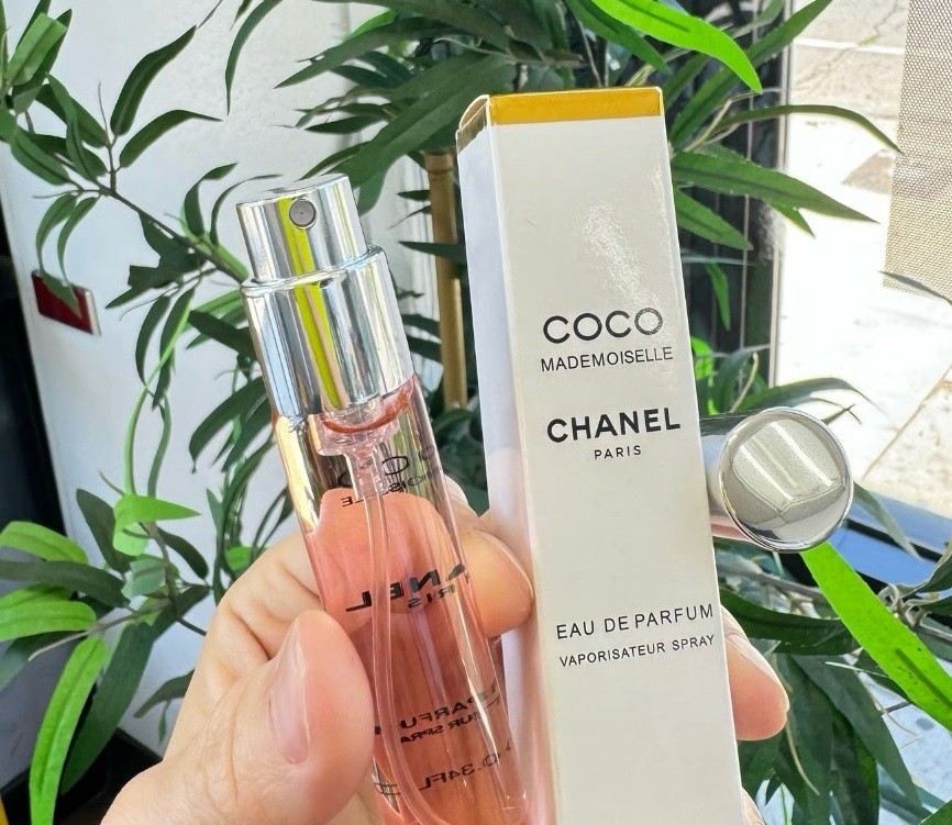 Chanel COCO Mademoiselle EDP Travel Spray Perfume 10mL New In Box