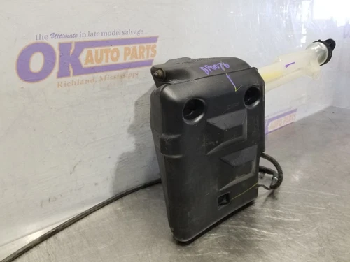 99 1999 CHEVY TAHOE WINDSHIELD WASH JUG RESERVOIR - Picture 3 of 12