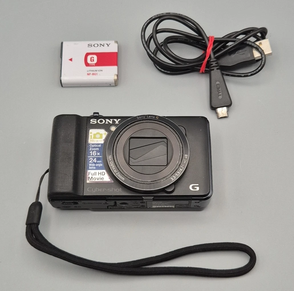 Appareil Photo Numérique Sony Cyber-shot DSC-W110 7.2 MP - Argenté, Occasion, Avec Chargeur Original