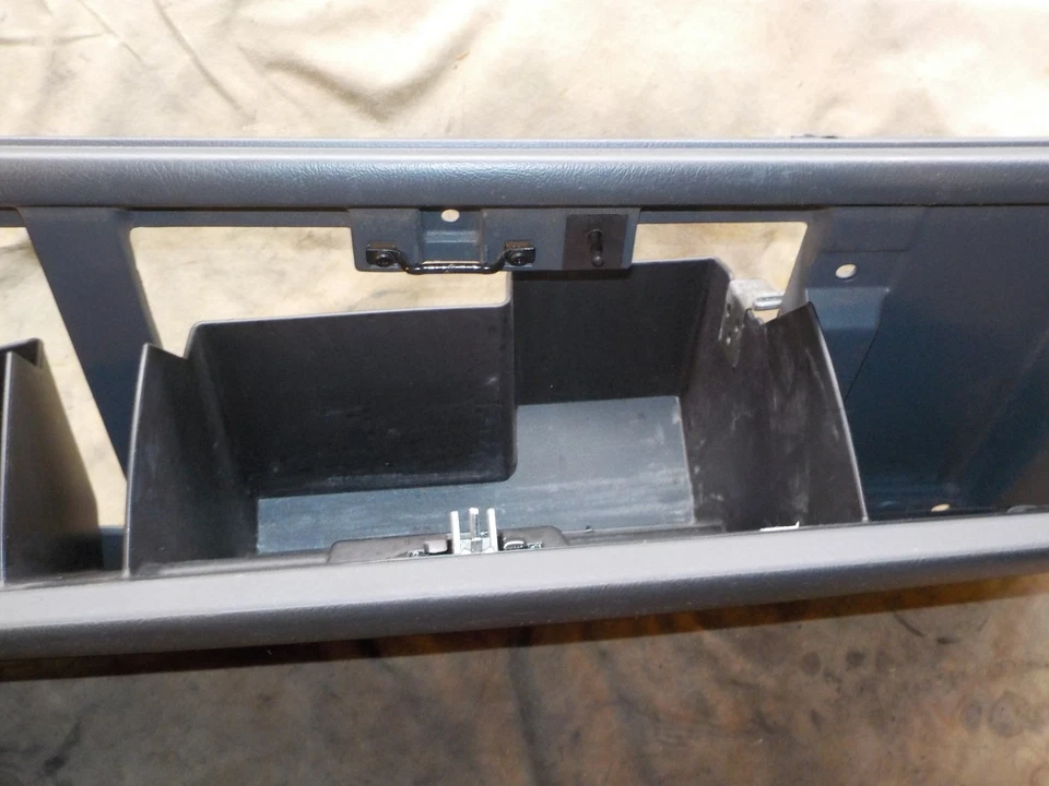 00-02 Chevy Silverado 2500 Graphite glove box dash bezel w ashtray outlets - Image 4 of 4