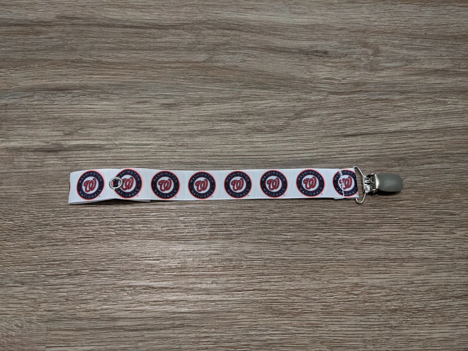 Clip para chupete - Temática de los Nacionales de Washington - Elige tu cinta favorita Foto 3 de 3