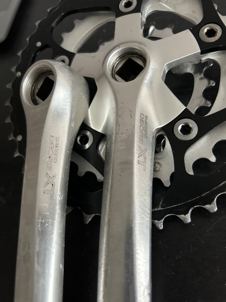 Shimano Deore XT FC-M737 Crankset, 170mm, 42/32NEW/22 + BB Shimano Deore XT FC-M737 Crankset, 170mm, 42/32NEW/22 + BB