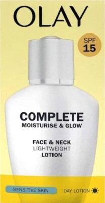 Olay Complete Lightweight 3in1 Moisturiser Tageslotion Sensitive LSF 15 100ml