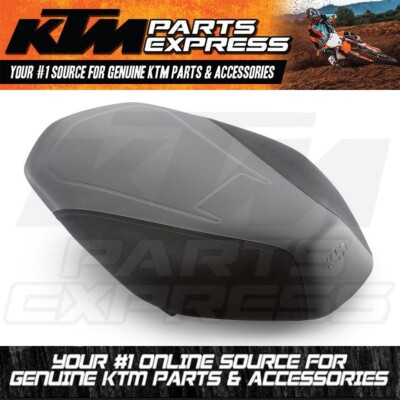 KTM duku790　純正ハイシート KTM duku790純正ハイシート