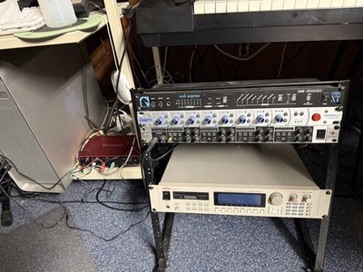 AKAI S3000XL Sampler Rackmount Vintage Music Production Unit Tested from Japan