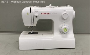 Singer 2277 White Mechanical Sewing Machine Untested