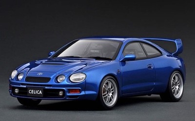 Zündmodell 1/18 Toyota Celica GT-FOUR ST205 Resinmodell Gold Bremssättel