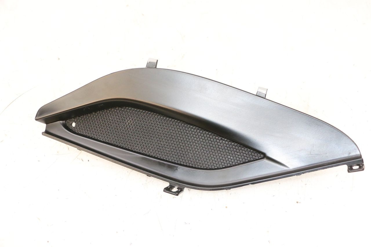 RIGHT ACCESS PANEL - PIAGGIO MP3 HPE 300 (2019 - 2026)