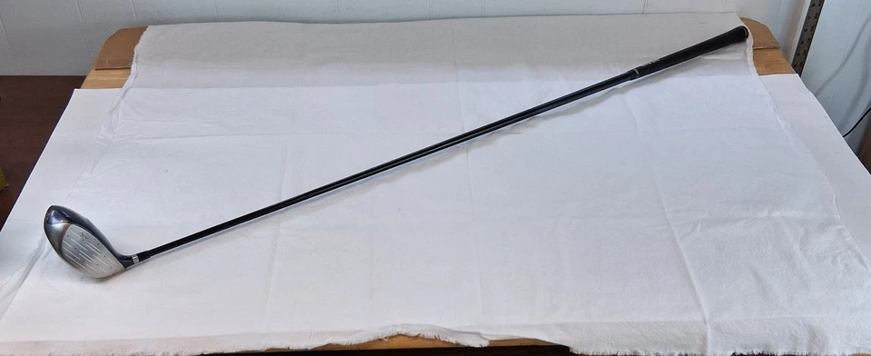 Club de golf Mizuno Zoid para hombre diestro #1 conductor de calle eje de fibra de carbono forjado de 10 grados Foto 3 de 4