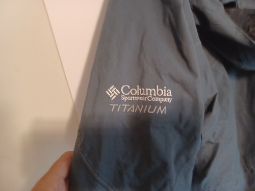 Columbia Titanium Omni Tech Mens Waterproof Ski, Hiking Jacket size L - Picture 15 of 17