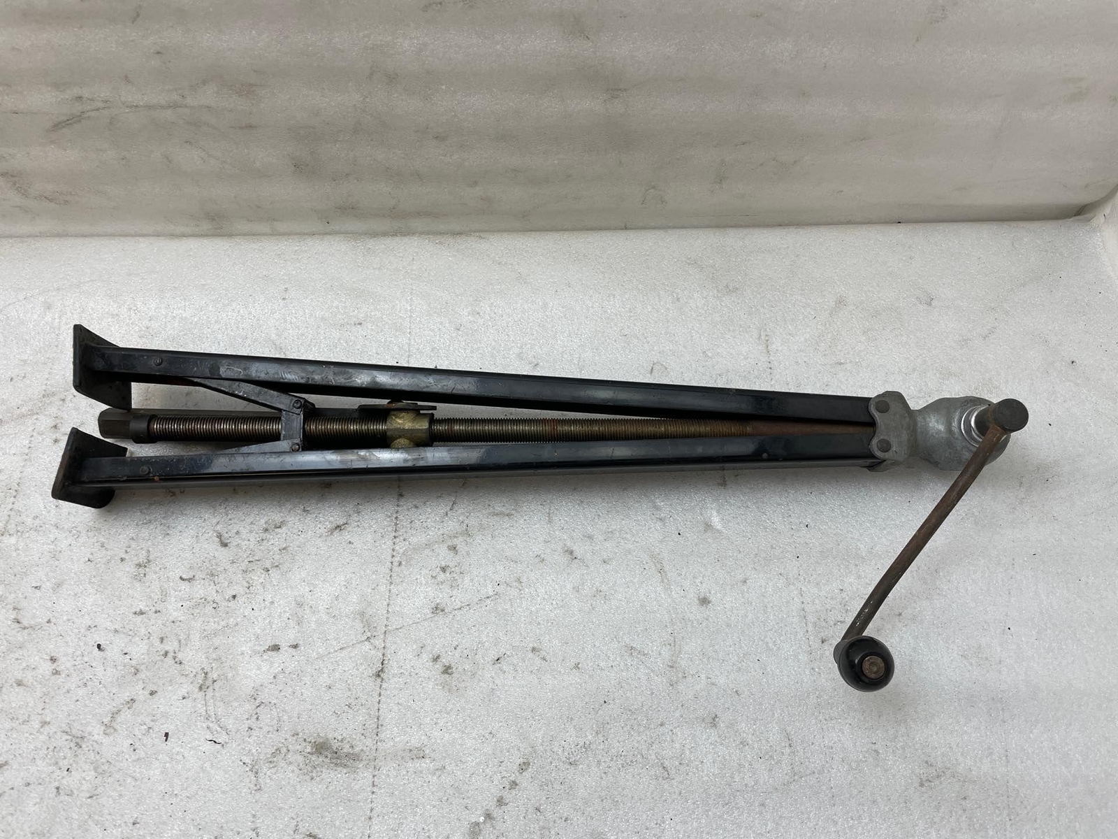 1979 ROLLS ROYCE Jack Assembly