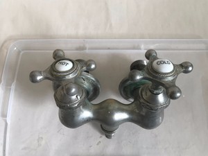 Vintage Antique Bathroom Tub Faucets Double Hot And Cold With
